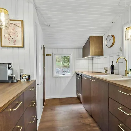 Modern With Creative Details And Sea Views *