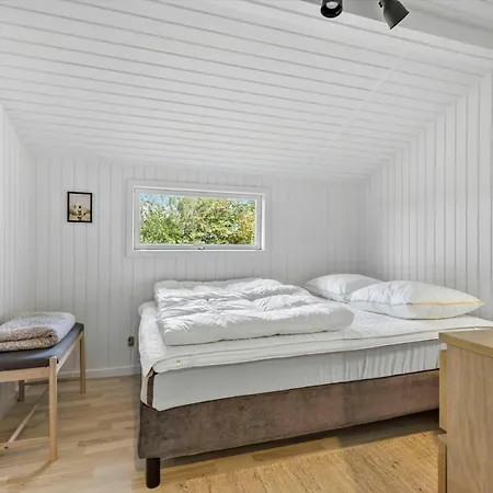 Modern With Creative Details And Sea Views Vakantiehuis *