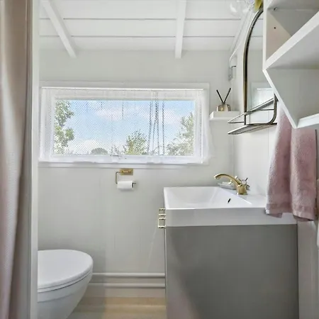 Modern With Creative Details And Sea Views Allingåbro