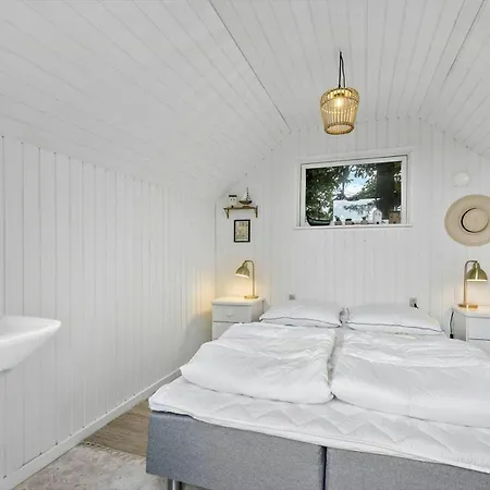 Modern With Creative Details And Sea Views * Allingåbro