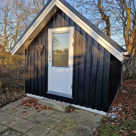 Modern With Creative Details And Sea Views Vakantiehuis *