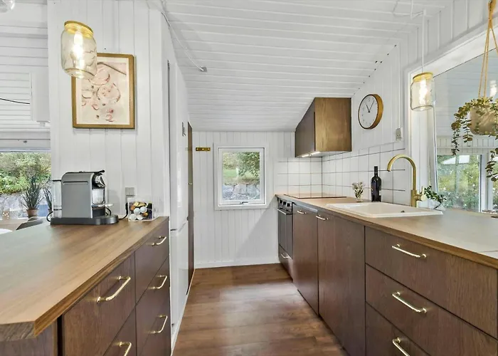 Modern With Creative Details And Sea Views *